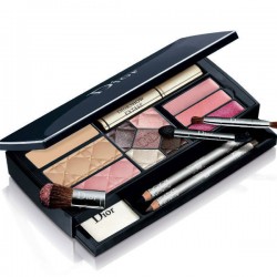 Christian Dior All in One Makeup Set Palette Reisen Unterwegs