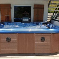 Outdoor Whirlpool Fly Eight Dreams 5680