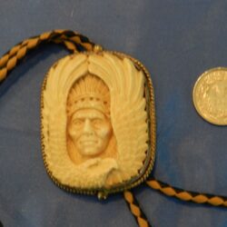 151 Elfenbein Anhänger Indianer 250.- Fr (2)