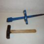 Dengelstock blau mit Hammer 3