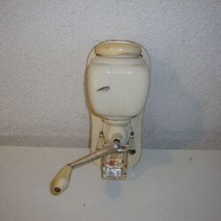 Antike Porzellan Kaffeemühle KMY  1