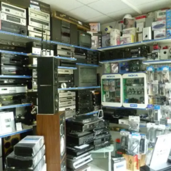 Auto Hifi Shop + Elektronik.