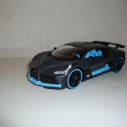 Bugatti  Divo 1 neu