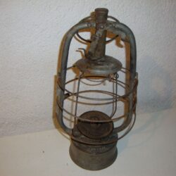 Alte Sturmlaterne Helvetia Höhe 40cm ohne Glas 1