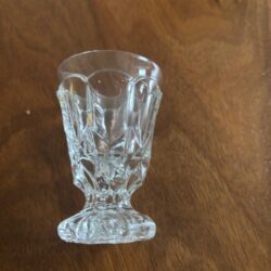 Antikes Likörglas 2