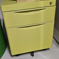Staumöbel metall grün
